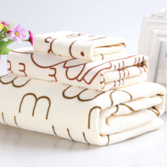 18 Pks Cartoon Print Rabbit Three Piece Towel Set